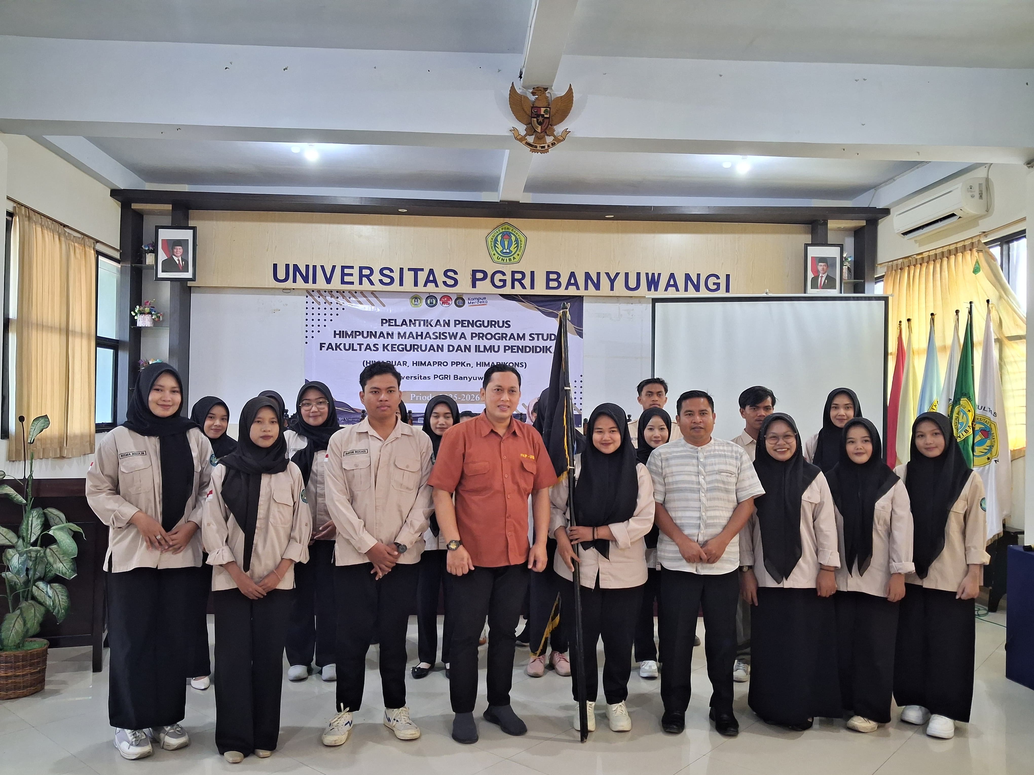 Pelantikan HIMAPRO PPKn, HIMAPRO Pendidikan Sejarah, dan HIMAPRO Bimbingan Konseling FKIP Universitas PGRI Banyuwangi Periode 2025-2026