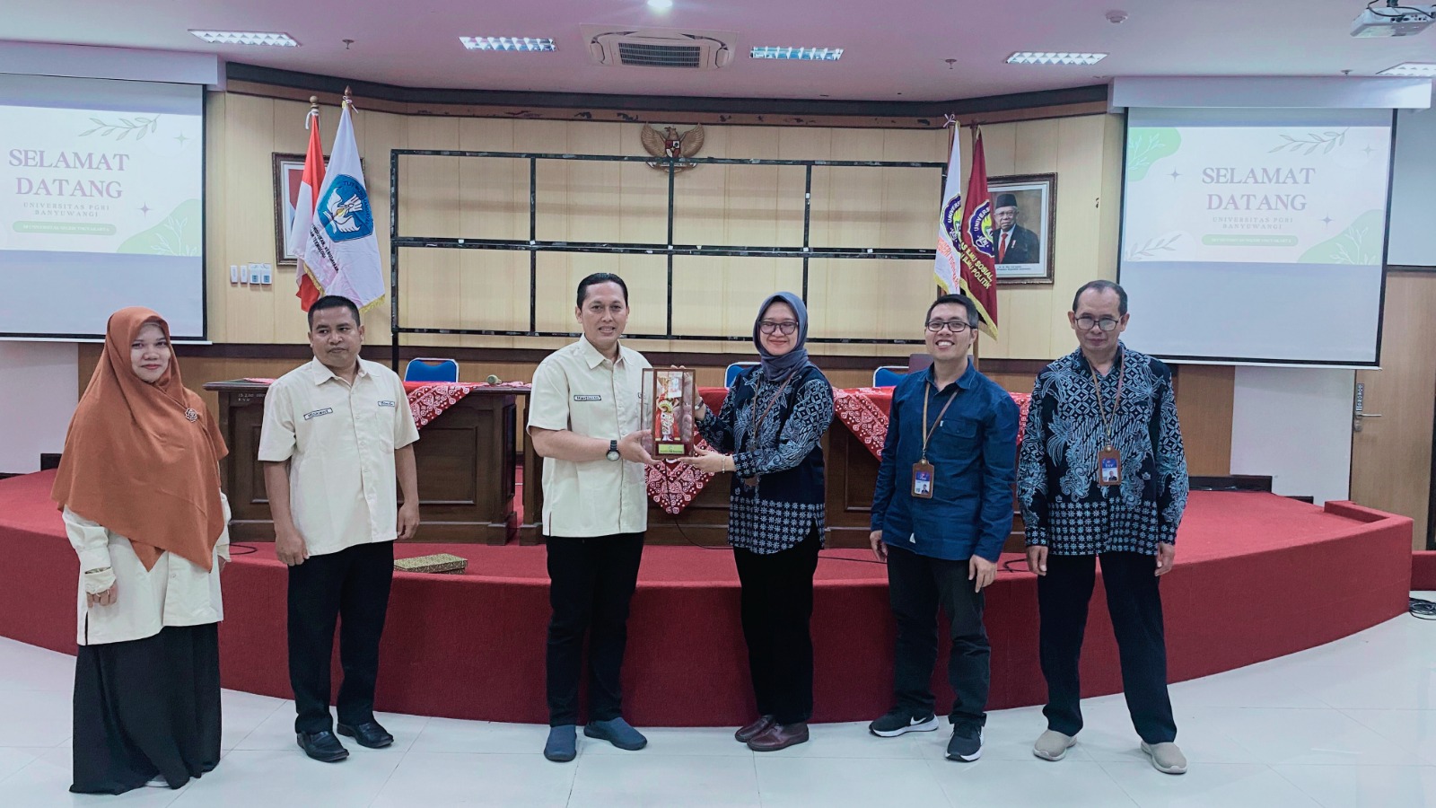 Kegiatan KKL dan Penandatanganan Kerjasama FKIP UNIBA dengan FISHUM UNY