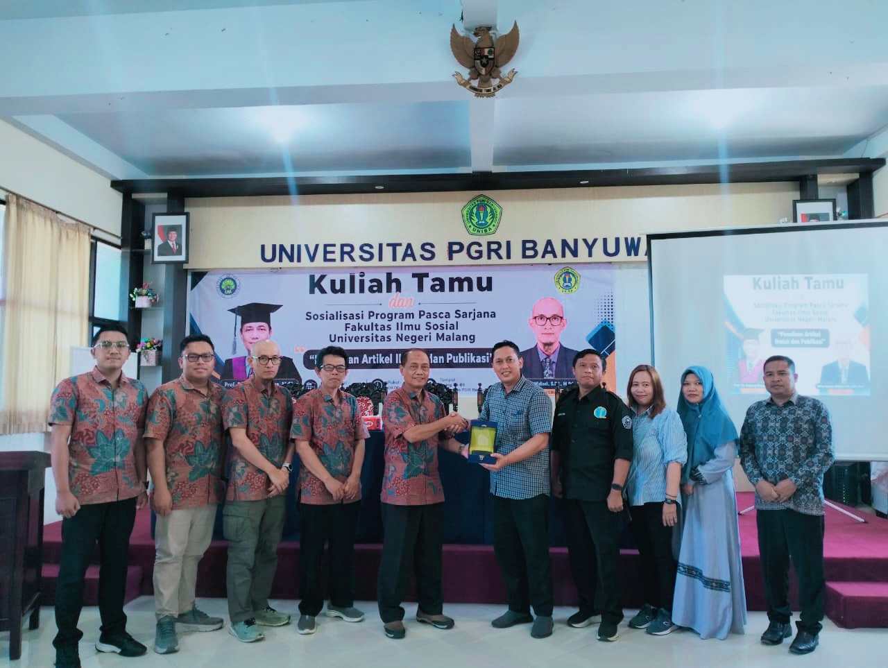 Kuliah Tamu dan Sosialisasi Program Pasca Sarjana FIS Universitas Negeri Malang di FKIP Universitas PGRI Banyuwangi